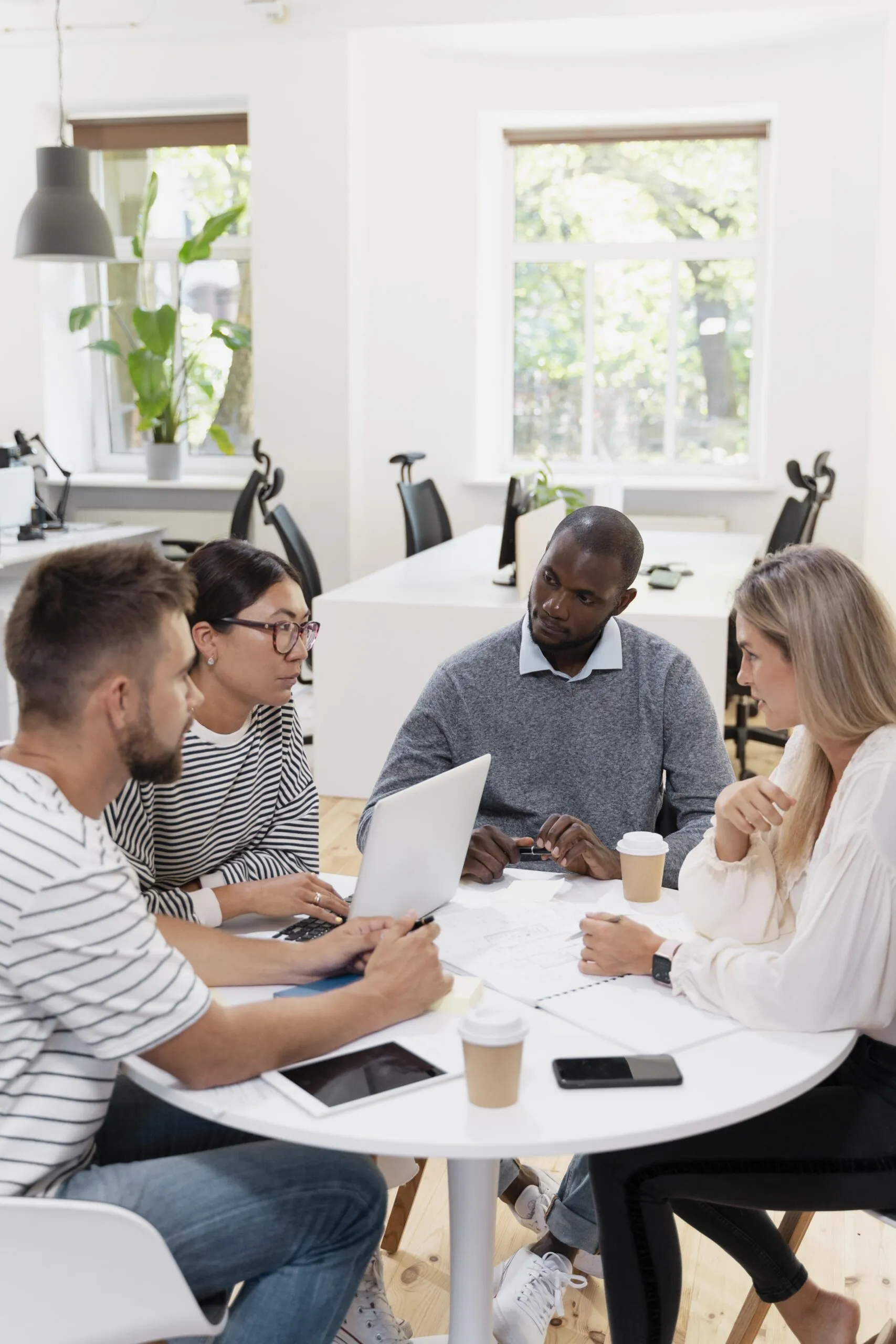 Curso de Conversação para alunos de níveis mais avançados. 