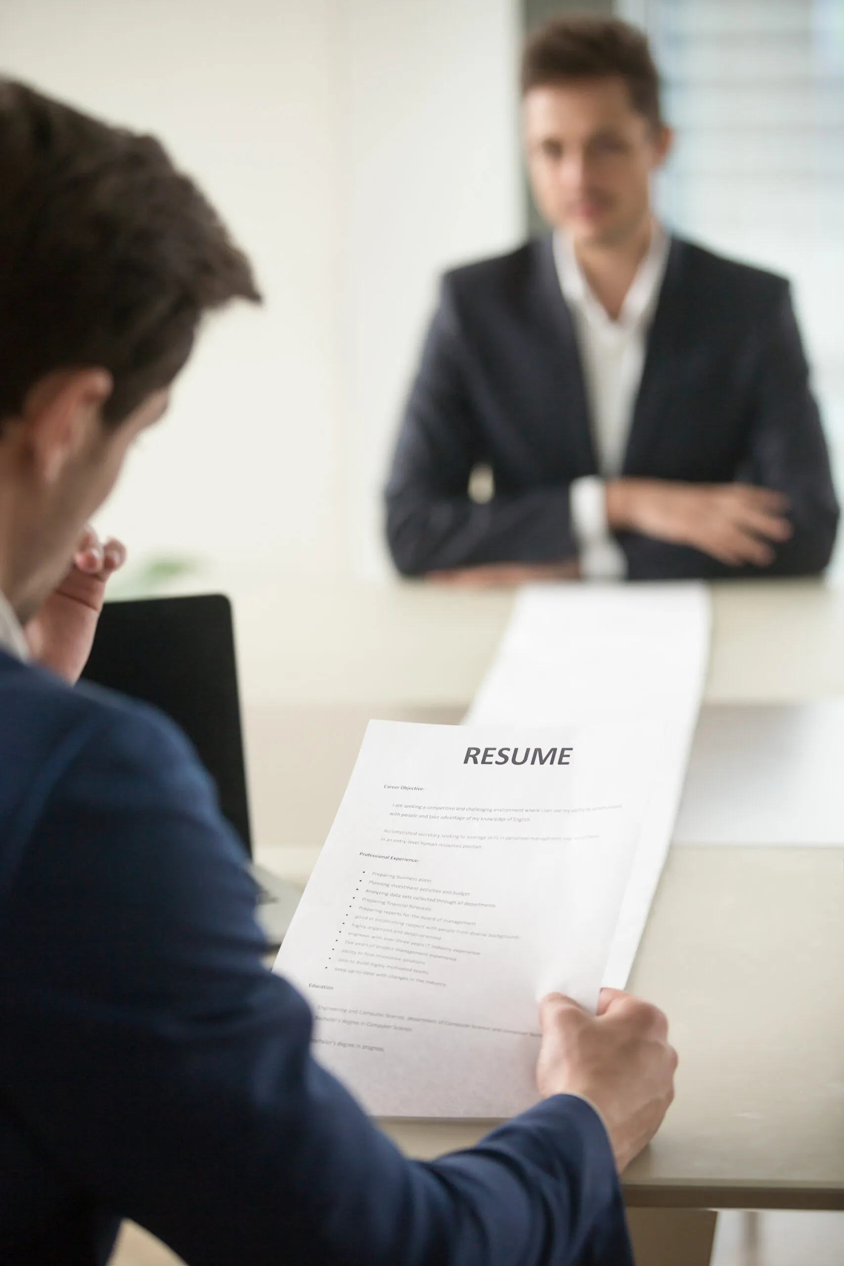 A English Solutions oferece um curso personalizado para ensinar inglês para entrevistas de emprego.